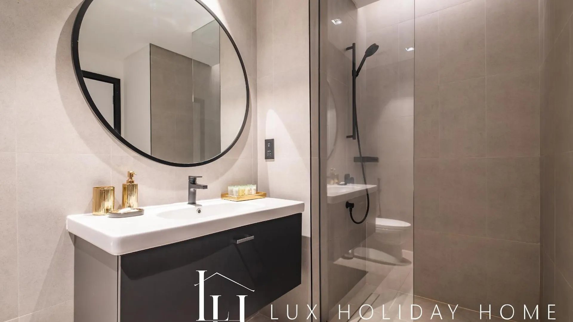 Apartment Lux The Northside Studio Dubai United Arab Emirates