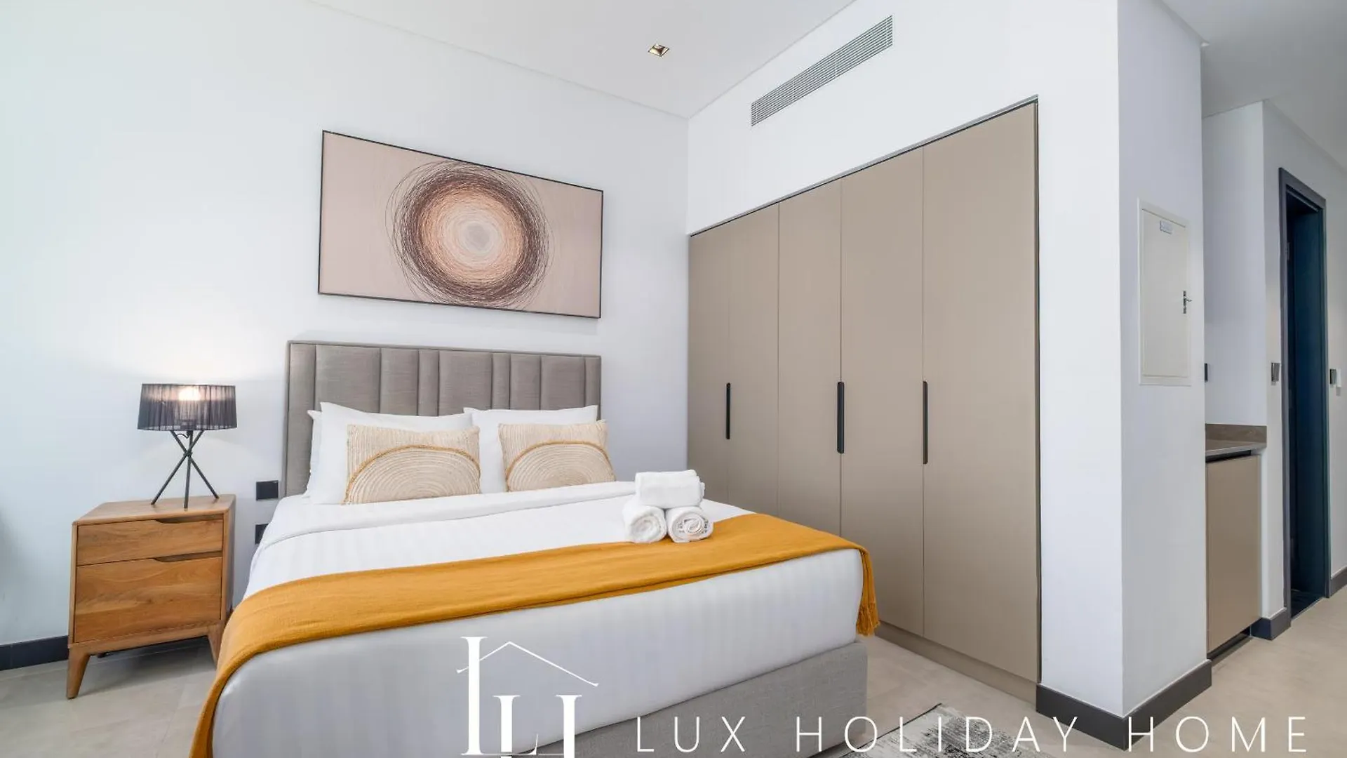 Lux The Northside Studio Dubai Apartment